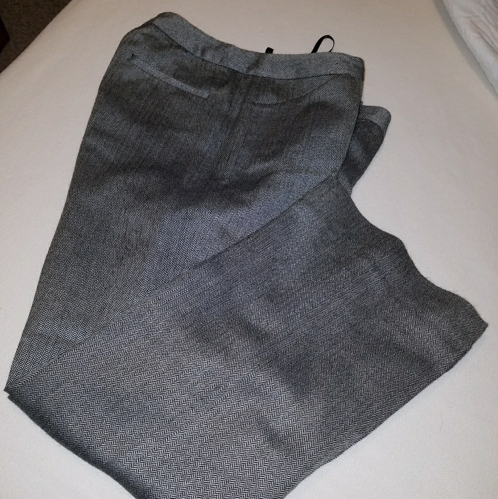 Black and white pattern dress pants